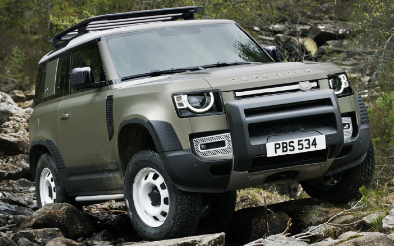 The New Defender Accessory Packs: Urban Pack | Farnell Land Rover